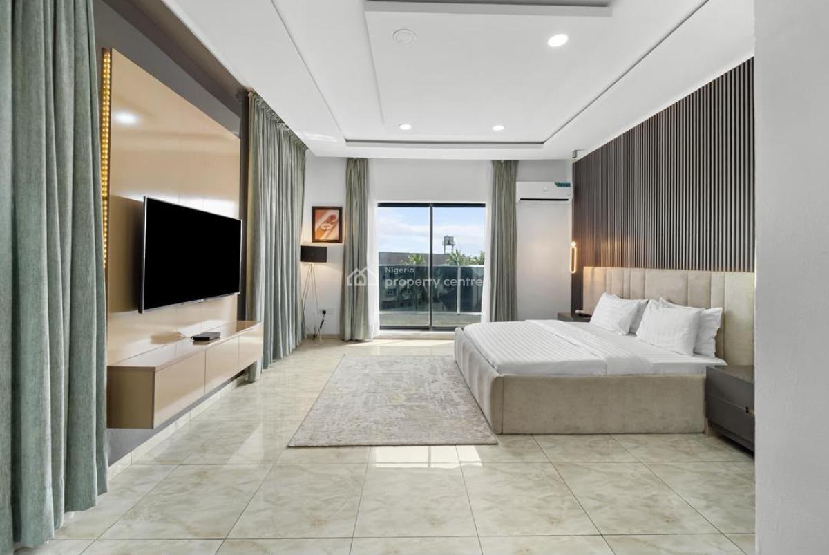 Service and Furnished 2 Bedroom Penthouse, Lekki Phase 1, Lekki, Lagos, Flat / Apartment for Rent