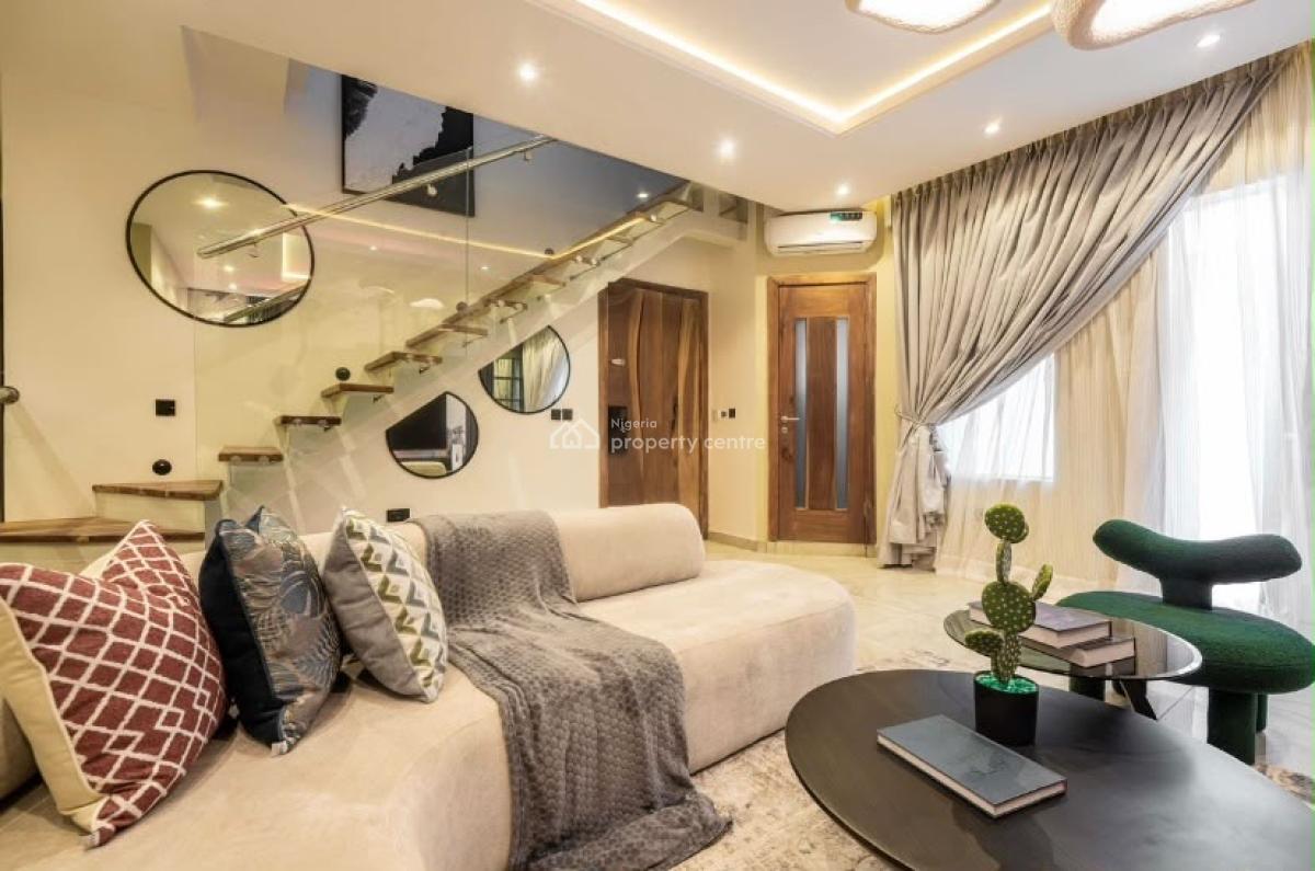 Fully Furnished Luxury 2 Bed Maisonette with Swimming Pool & Gym, Ready for Shortlet/ Pay and Move in. Comes Fully Furnished, Lekki Phase 1, Lekki, Lagos, Flat / Apartment for Sale