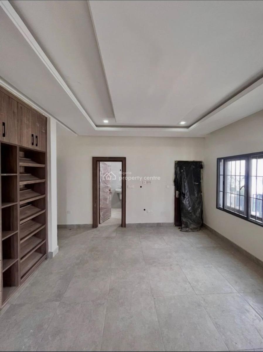 Solidly Built 4 Bedroom Terrace Duplex with Bq and 2 Living Rooms, Guzape District, Abuja, Terraced Duplex for Sale