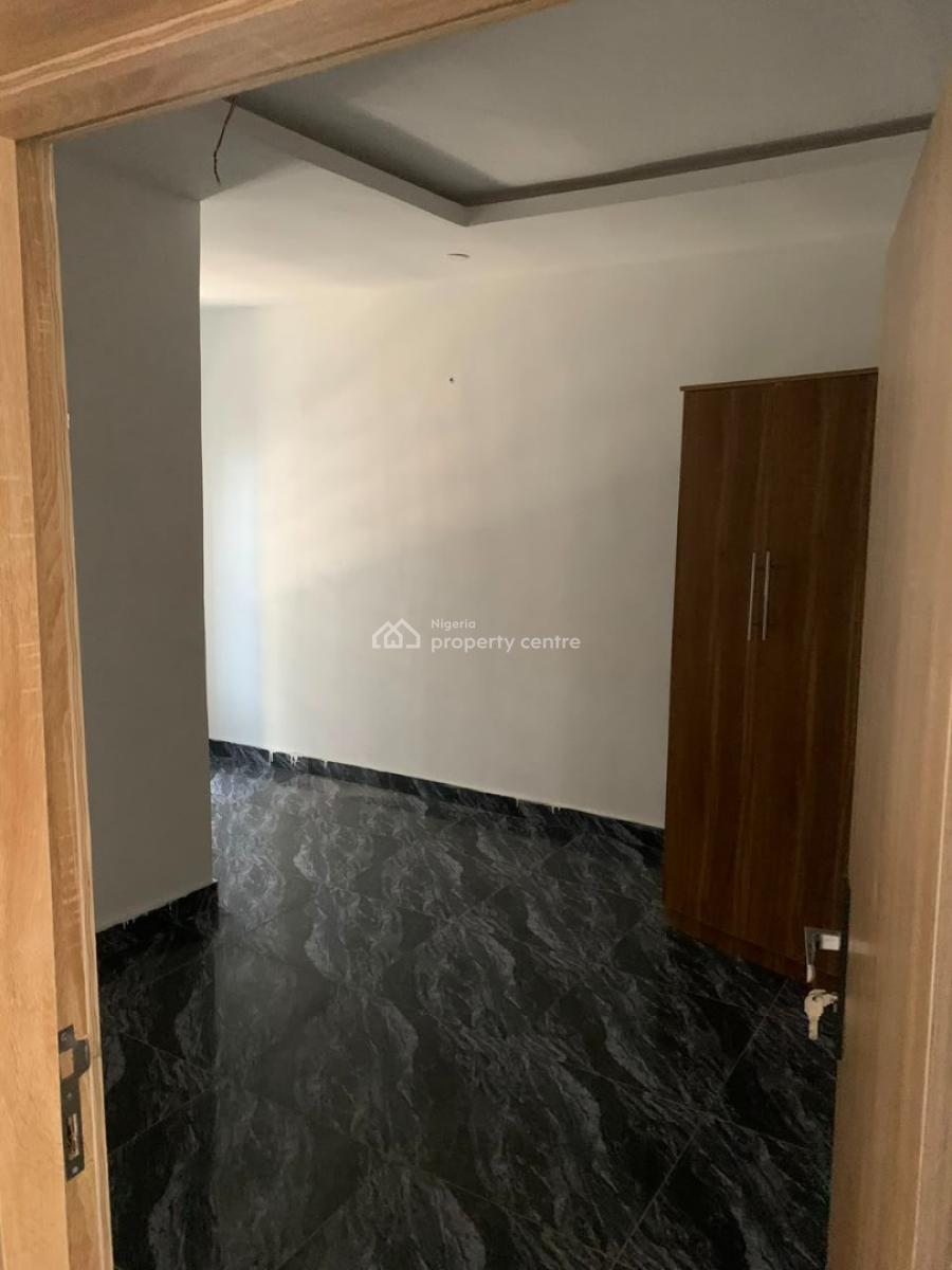 Upstairs Mini Flat Apartment, Okun-ajah, Ajah, Lagos, Mini Flat (room and Parlour) for Rent