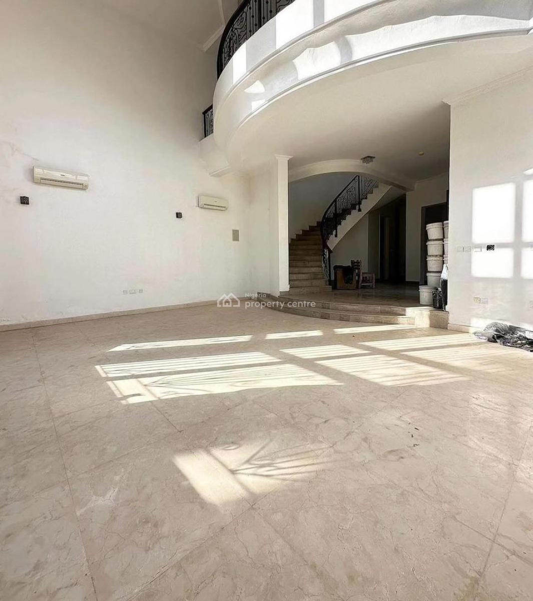 1 Units of 5 Bedroom Duplex + 2 Maid Room & 4 Units of 3 Bedroom Flat, Maitama District, Abuja, Detached Duplex for Sale