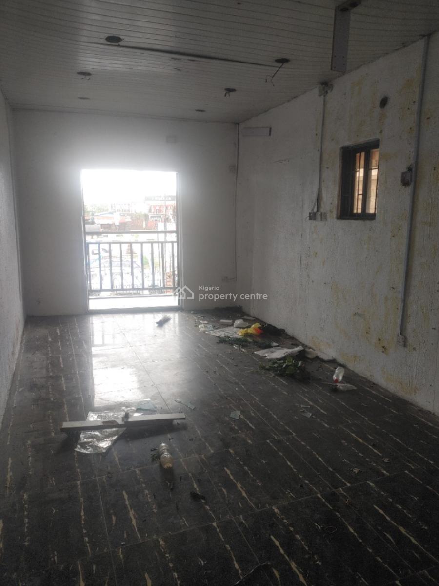 Spacious Shop Facing The Road, Sangotedo, Ajah, Lagos, Shop for Rent