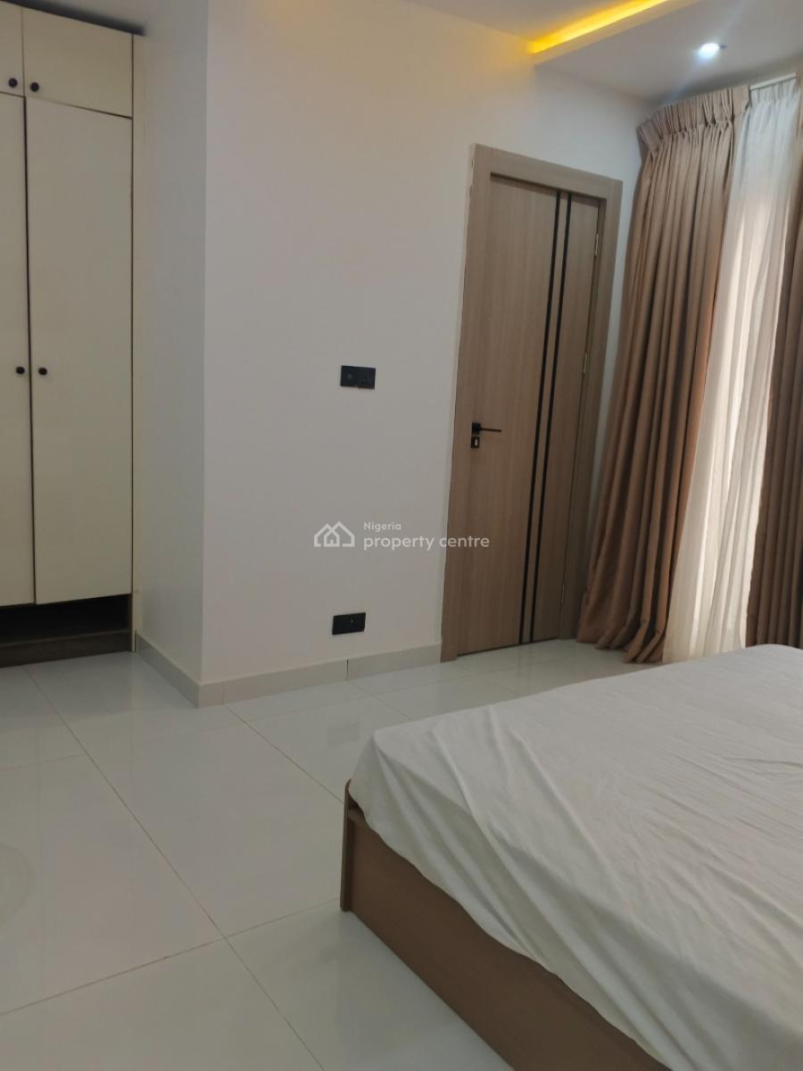 Luxury 3 Bedroom Apartment, Off Freedom Way, Lekki Phase 1, Lekki, Lagos, Flat / Apartment for Sale