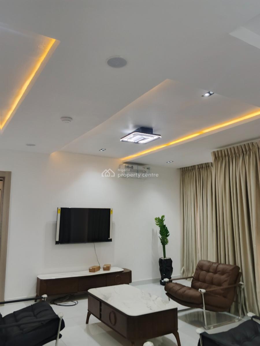 Luxury 3 Bedroom Apartment, Off Freedom Way, Lekki Phase 1, Lekki, Lagos, Flat / Apartment for Sale