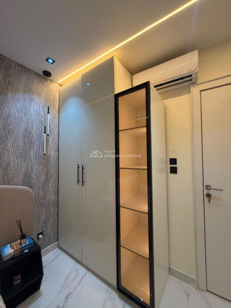 3 Bedroom Apartment with Swimming Pool, Gym, Snooker Board, Table, Lekki Phase 1, Lekki, Lagos, Flat / Apartment Short Let