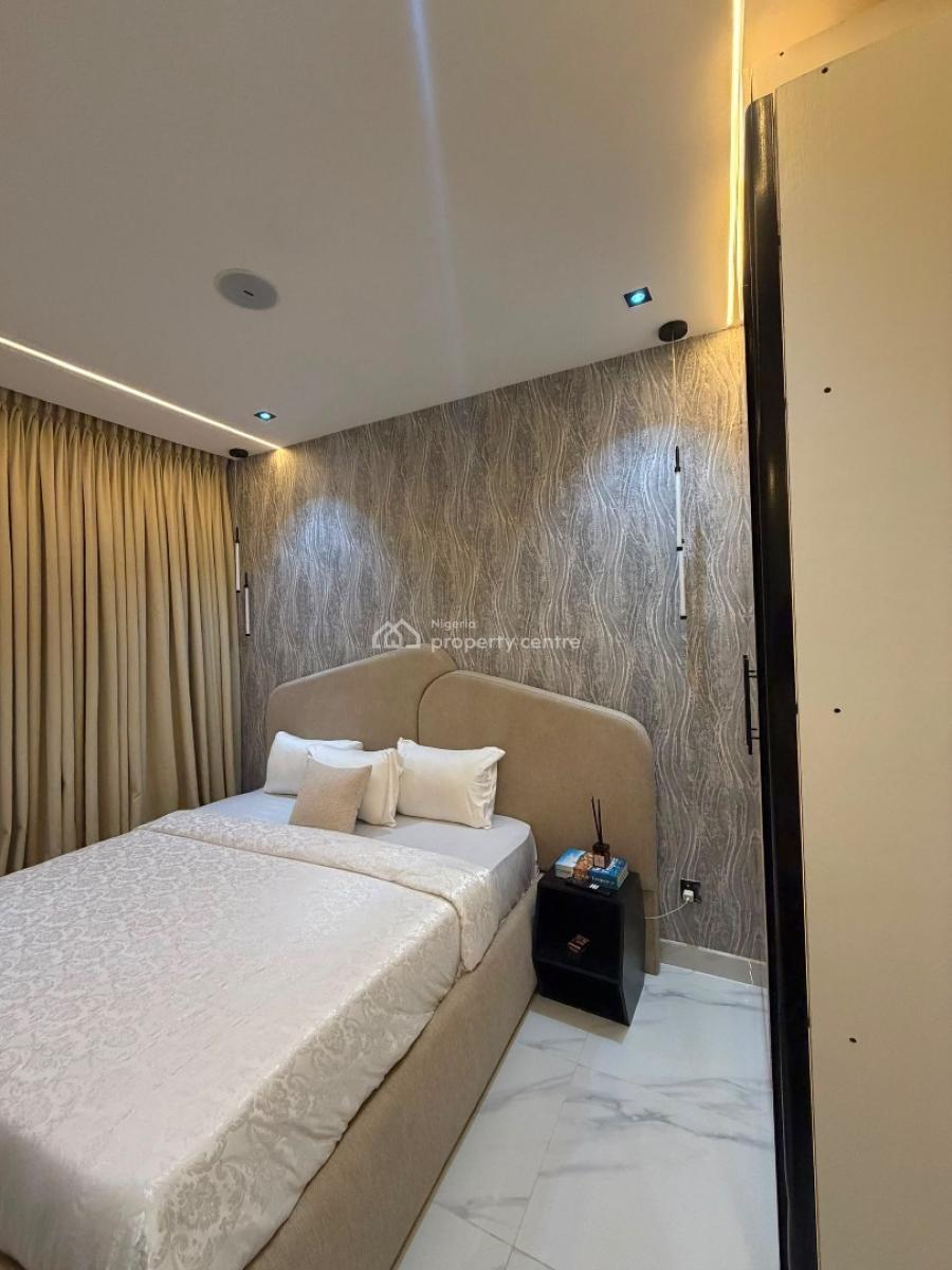 3 Bedroom Apartment with Swimming Pool, Gym, Snooker Board, Table, Lekki Phase 1, Lekki, Lagos, Flat / Apartment Short Let