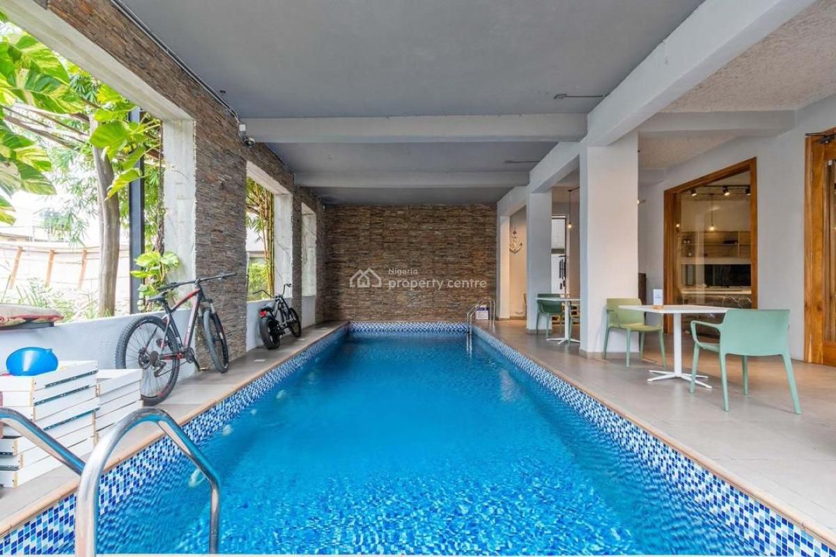 2 Bedroom Apartment with Swimming Pool, Gym, Snooker Board, Table T, Lekki Phase 1, Lekki, Lagos, Flat / Apartment Short Let