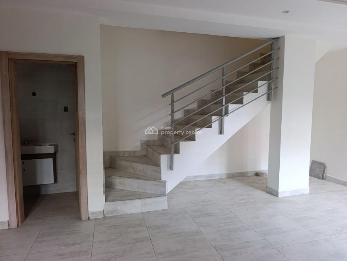 Standard 2 Bedroom Maisonette, Ikate, Lekki, Lagos, Flat / Apartment for Rent