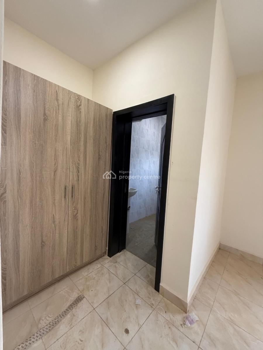 Beautiful 2 Bedroom Flat (2nd Floor), Jahi By Living Faith, Jahi, Abuja, Flat / Apartment for Rent