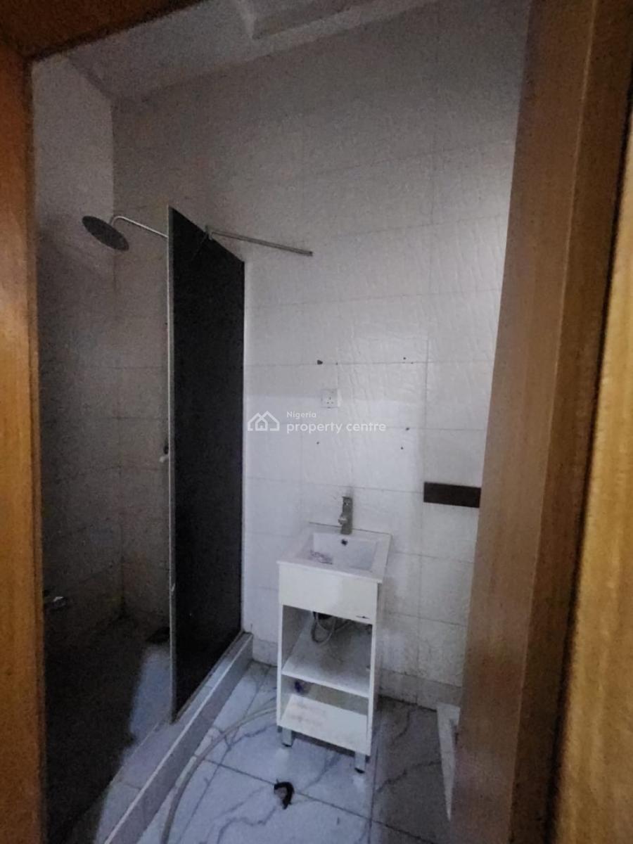 Self Contain, Oral Estate, Lekki Expressway, Lekki, Lagos, Self Contain (single Rooms) for Rent