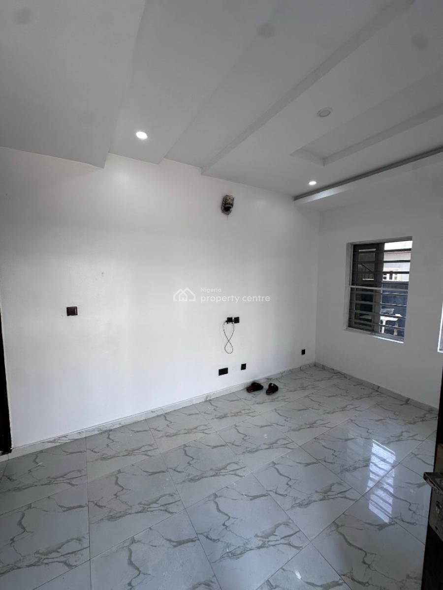 Spacious Miniflat, Davies Court By Catholic Church Road, Ologolo, Lekki, Lagos, Mini Flat (room and Parlour) for Rent