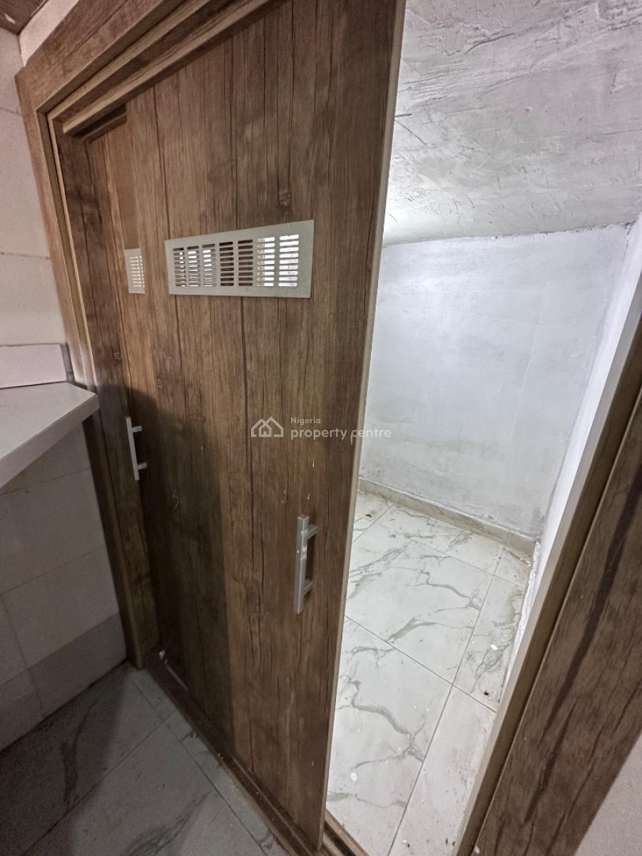 Spacious Miniflat, Davies Court By Catholic Church Road, Ologolo, Lekki, Lagos, Mini Flat (room and Parlour) for Rent
