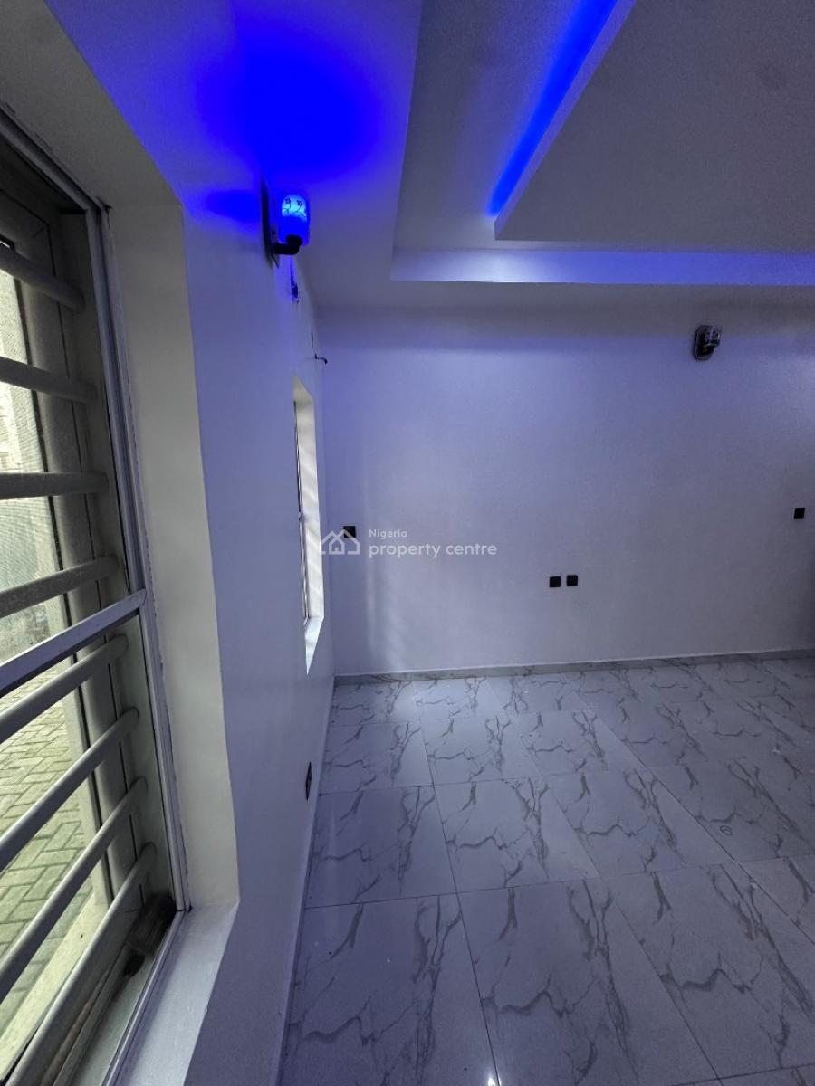 Spacious Miniflat, Davies Court By Catholic Church Road, Ologolo, Lekki, Lagos, Mini Flat (room and Parlour) for Rent