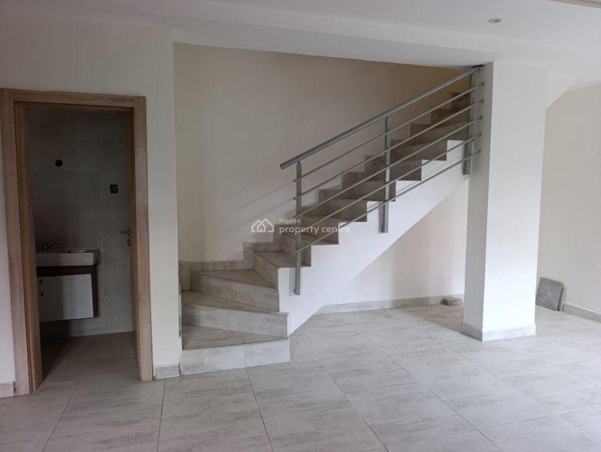Luxury 2 Bedroom Maisonette, Lekki Phase 1, Lekki, Lagos, Flat / Apartment for Rent
