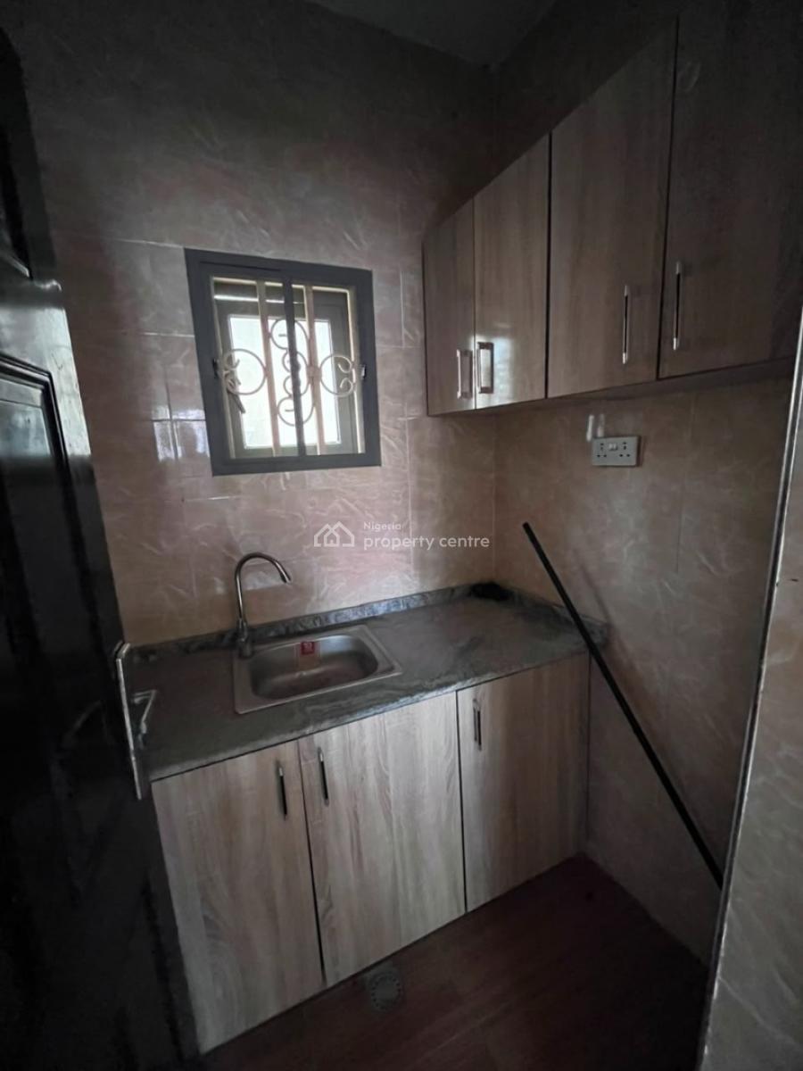 Very Spacious Self Contained, Behind Faplins Estate, Galadimawa, Abuja, Self Contain (single Rooms) for Rent