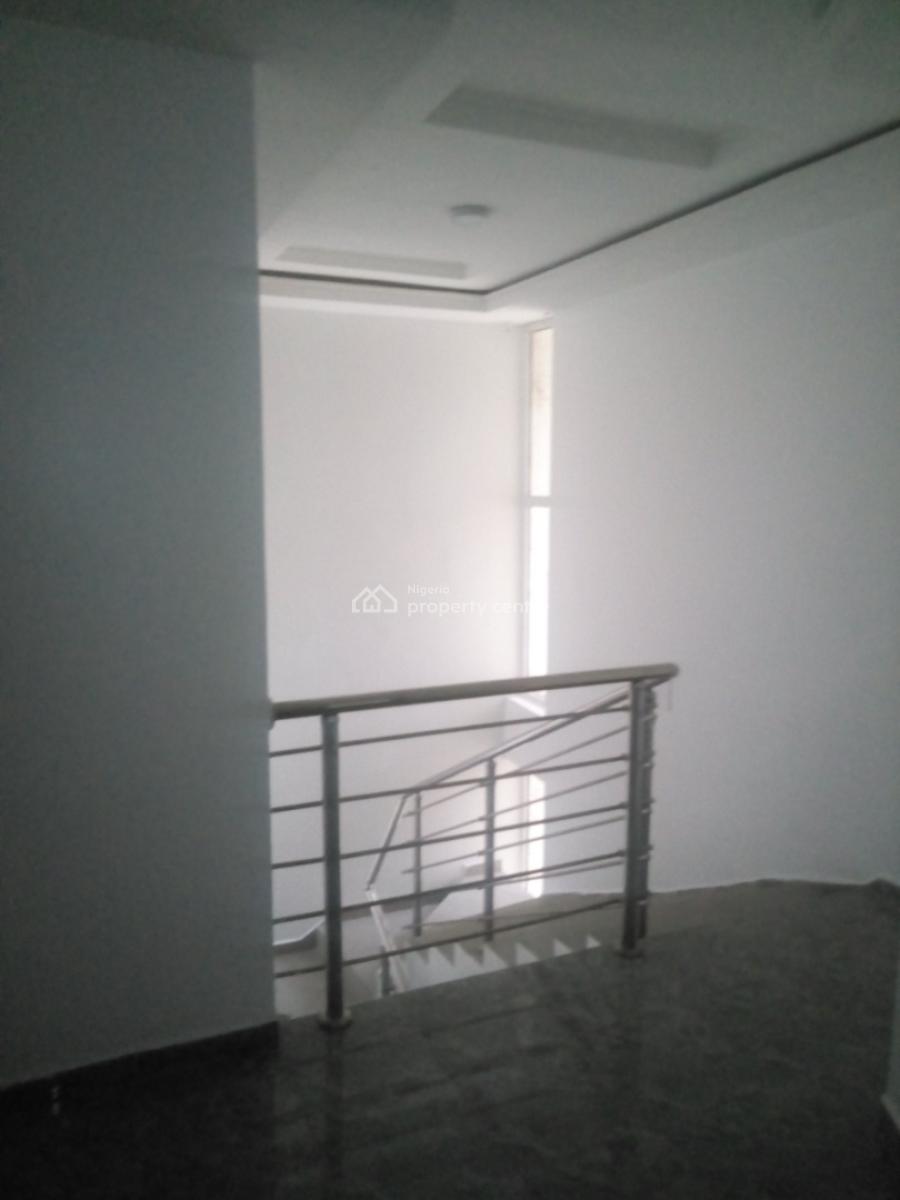 Excellent Condition 3 Bedrooms Duplex with Bq & Gas Burner in Kitchen, Jahi, Abuja, Terraced Duplex for Rent