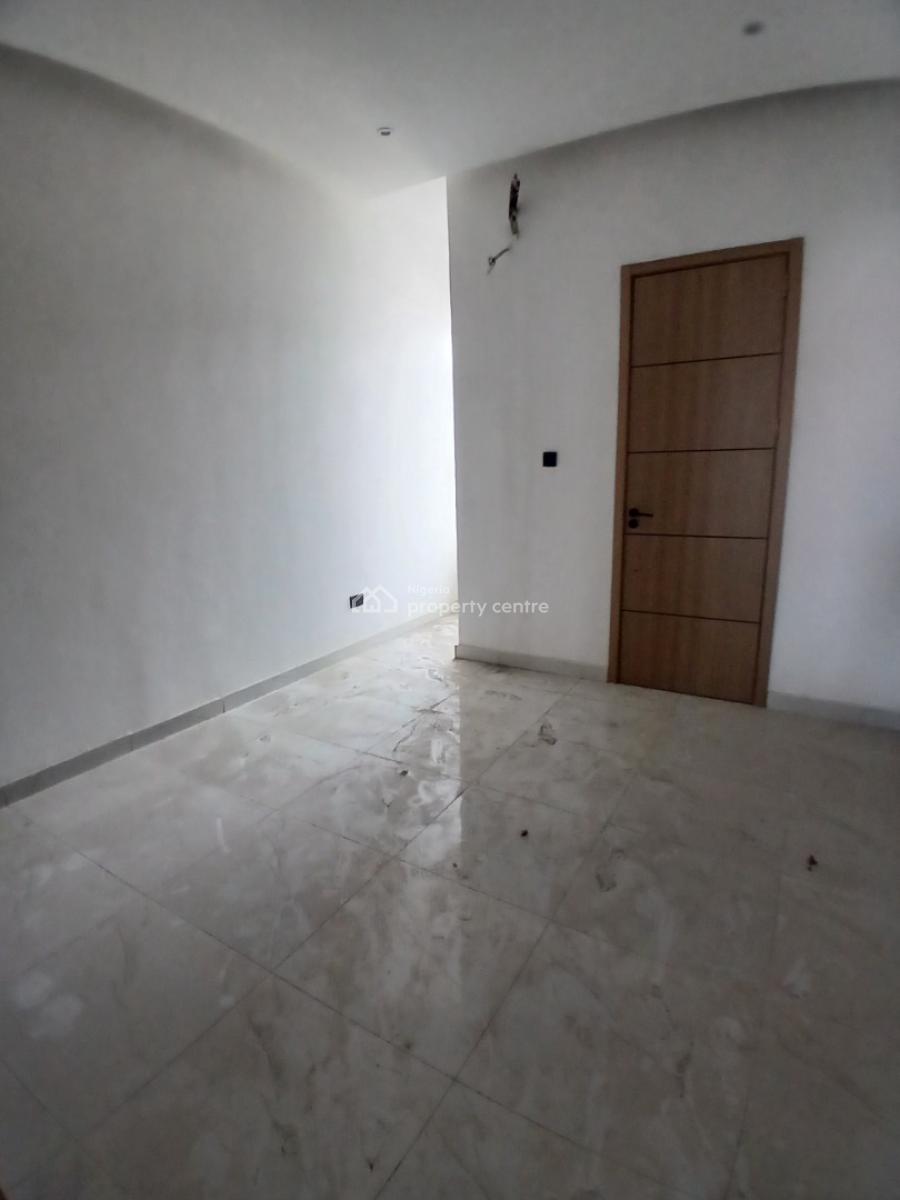 Newly Built and Furnished 2 Bedroom En-suite Flat, Lekki Phase 1, Lekki, Lagos, Flat / Apartment for Rent