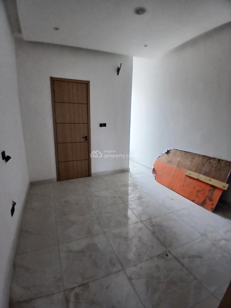 Newly Built and Furnished 2 Bedroom En-suite Flat, Lekki Phase 1, Lekki, Lagos, Flat / Apartment for Rent