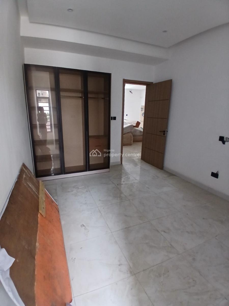 Newly Built and Furnished 2 Bedroom En-suite Flat, Lekki Phase 1, Lekki, Lagos, Flat / Apartment for Rent