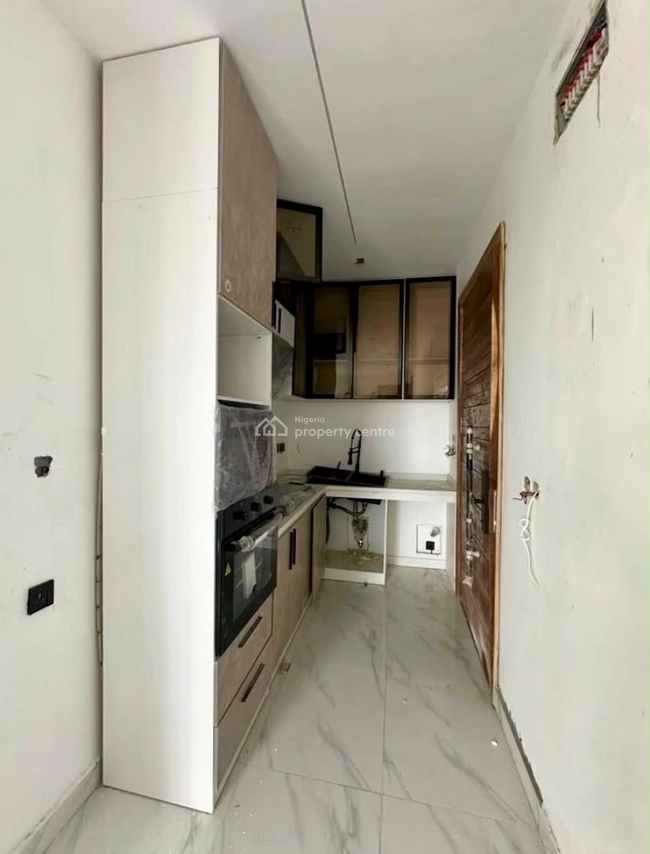 1 Bedroom Apartment, Lekki Phase 1, Lekki, Lagos, Flat / Apartment for Rent