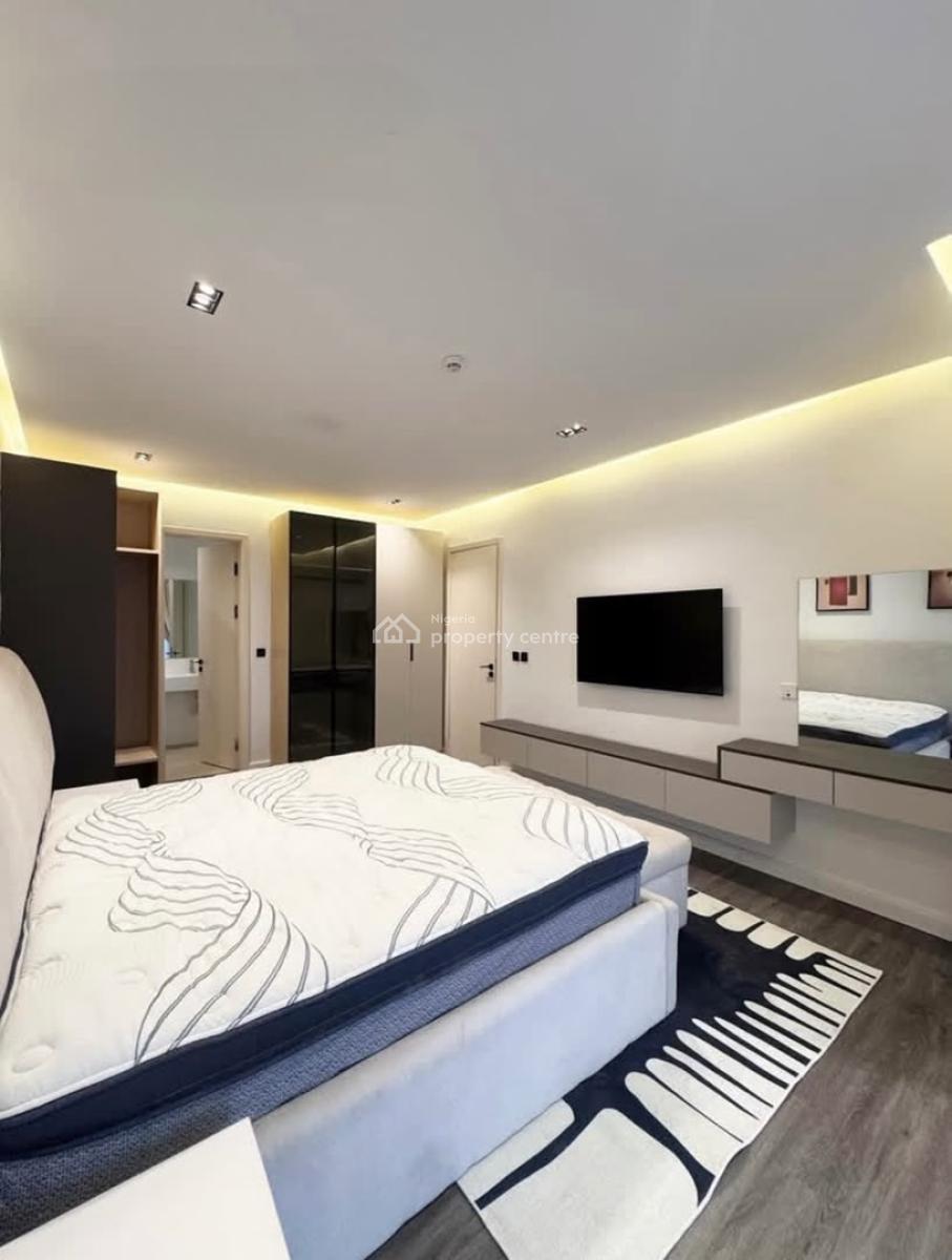 Tastefully Furnished 3 Bedroom Apartment with Elevator & Pool, Lekki Phase 1, Lekki, Lagos, Flat / Apartment for Rent