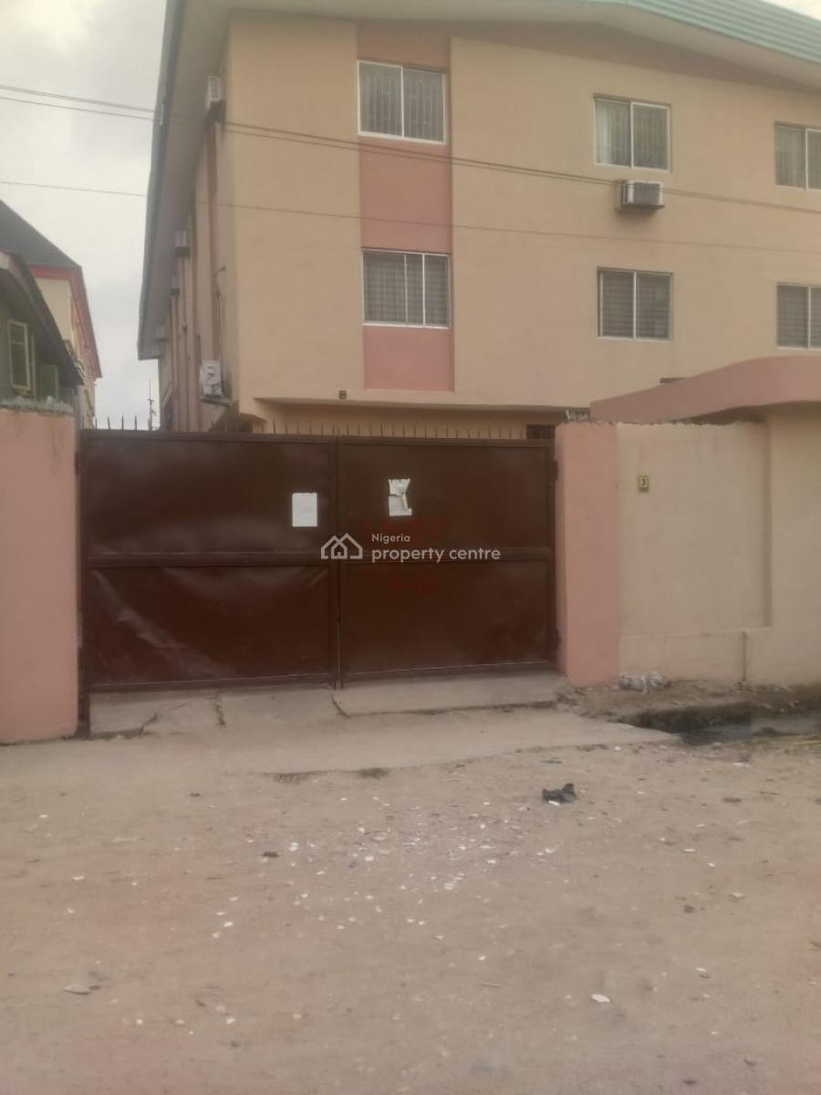 Block of 4 Flat of 3 Bedroom Flat, Off Anjorin Street, Via Olufemi, Surulere, Lagos, Block of Flats for Sale