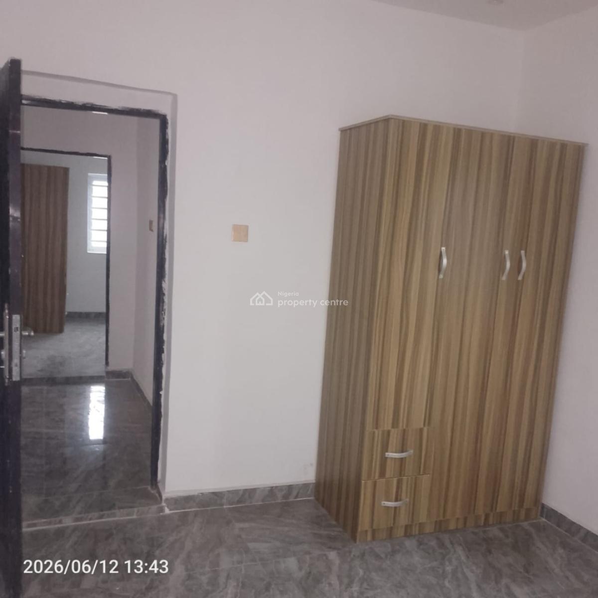 Luxurious Newly Built 2 Bedroom Upstair, Ologufe Bus Stop, Awoyaya, Ibeju Lekki, Lagos, Flat / Apartment for Rent