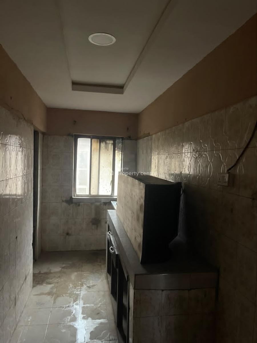 Upgraded 2 Bedroom Apartment, Beesam Area, Mafoluku, Oshodi, Lagos, Flat / Apartment for Rent