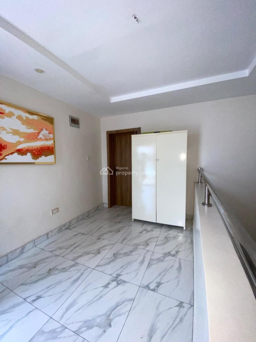 Real Good 4 Bedroom Terraced with a Very Large Balcony Sit Out !, Orchid Road , in a Secured Estate , Has Two Balconies, Lekki, Lagos, Terraced Duplex for Rent