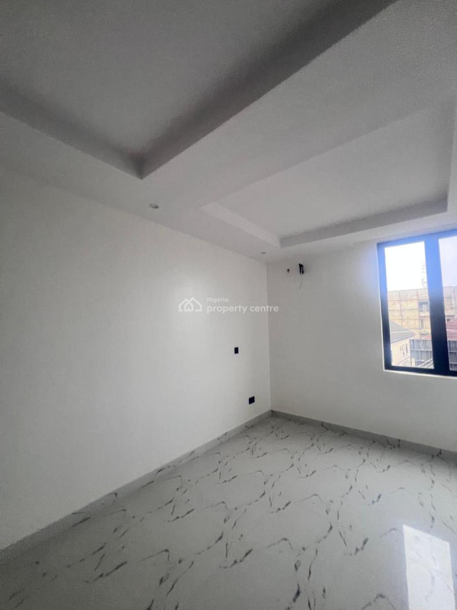 Spacious 5 Bedroom Semi Detached Terrace with Self Compound, Lekki Phase 1, Lekki, Lagos, Semi-detached Duplex for Sale