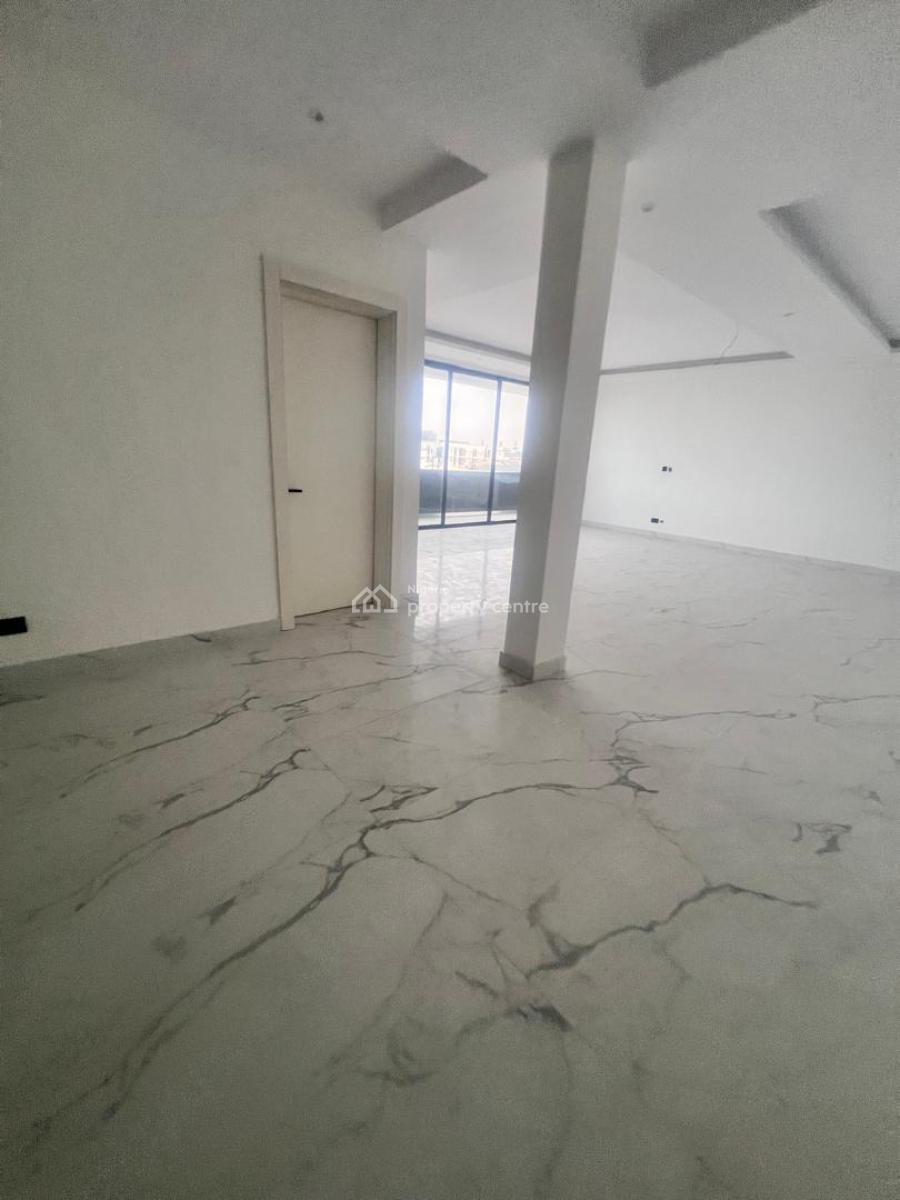 Spacious 5 Bedroom Semi Detached Terrace with Self Compound, Lekki Phase 1, Lekki, Lagos, Semi-detached Duplex for Sale