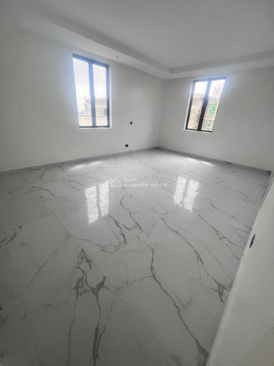 Spacious 5 Bedroom Semi Detached Terrace with Self Compound, Lekki Phase 1, Lekki, Lagos, Semi-detached Duplex for Sale
