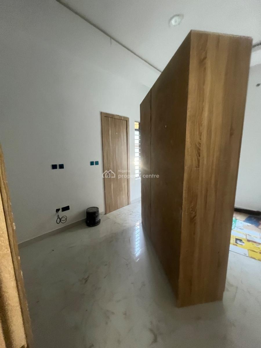 Luxury 2 Bedroom Flat with Beautiful Amenities, Abraham Adesanya, Ajah, Lagos, Flat / Apartment for Rent