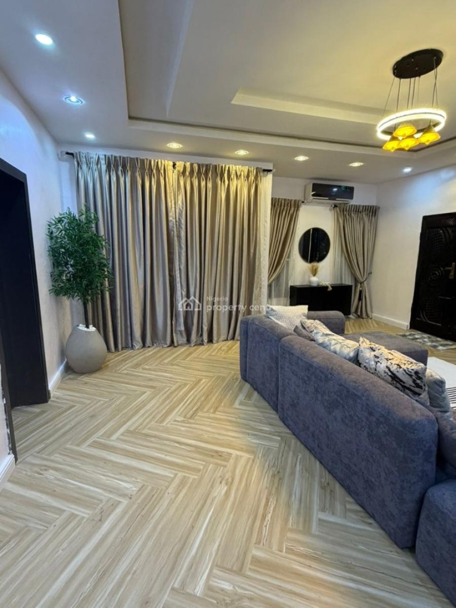 Spacious Unfurnished 2 Bedroom Apartment, Ologolo, Lekki, Lagos, Flat / Apartment for Rent