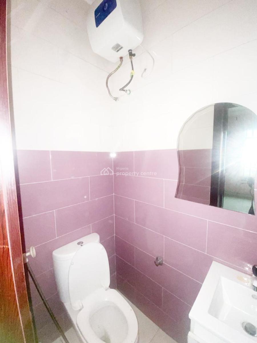 a Well Maintained 5 Bedroom Terrace Duplex with Bq, Gra Phase 1, Magodo, Lagos, Terraced Duplex for Rent
