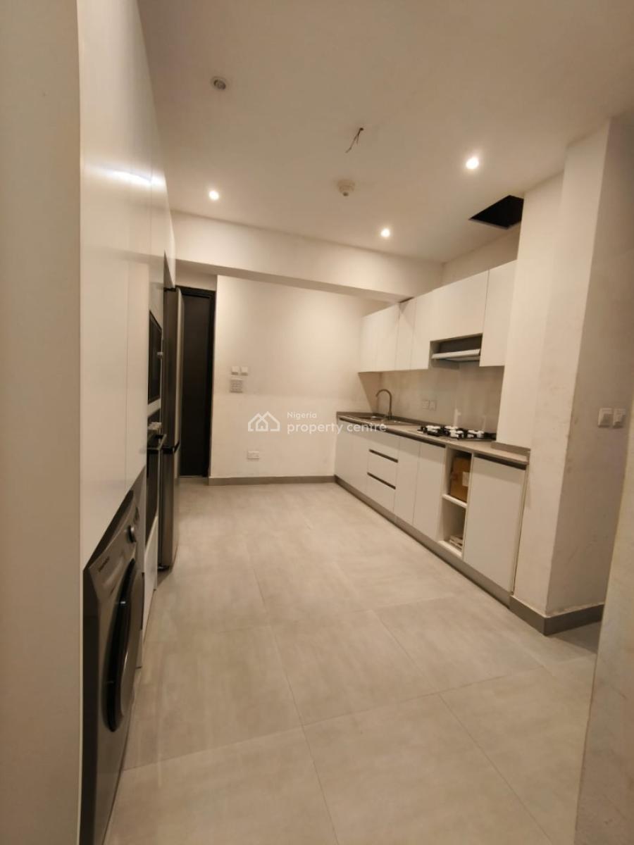Brand New 3 Bedroom with Bq , Gym, Pool , Elevator, Lekki Phase 1, Lekki, Lagos, Flat / Apartment for Rent