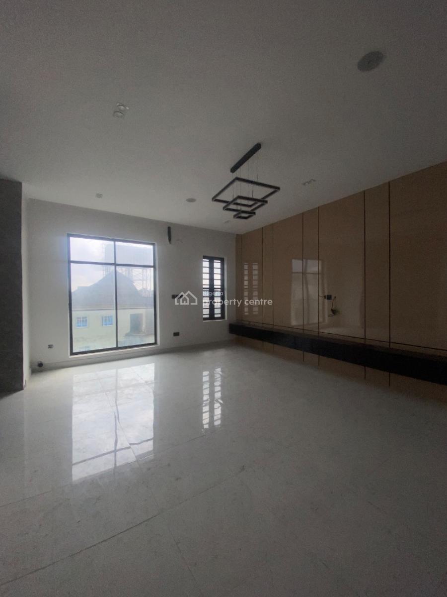 Luxury 2 Bedroom Apartment, Ologolo, Lekki, Lagos, Flat / Apartment for Sale