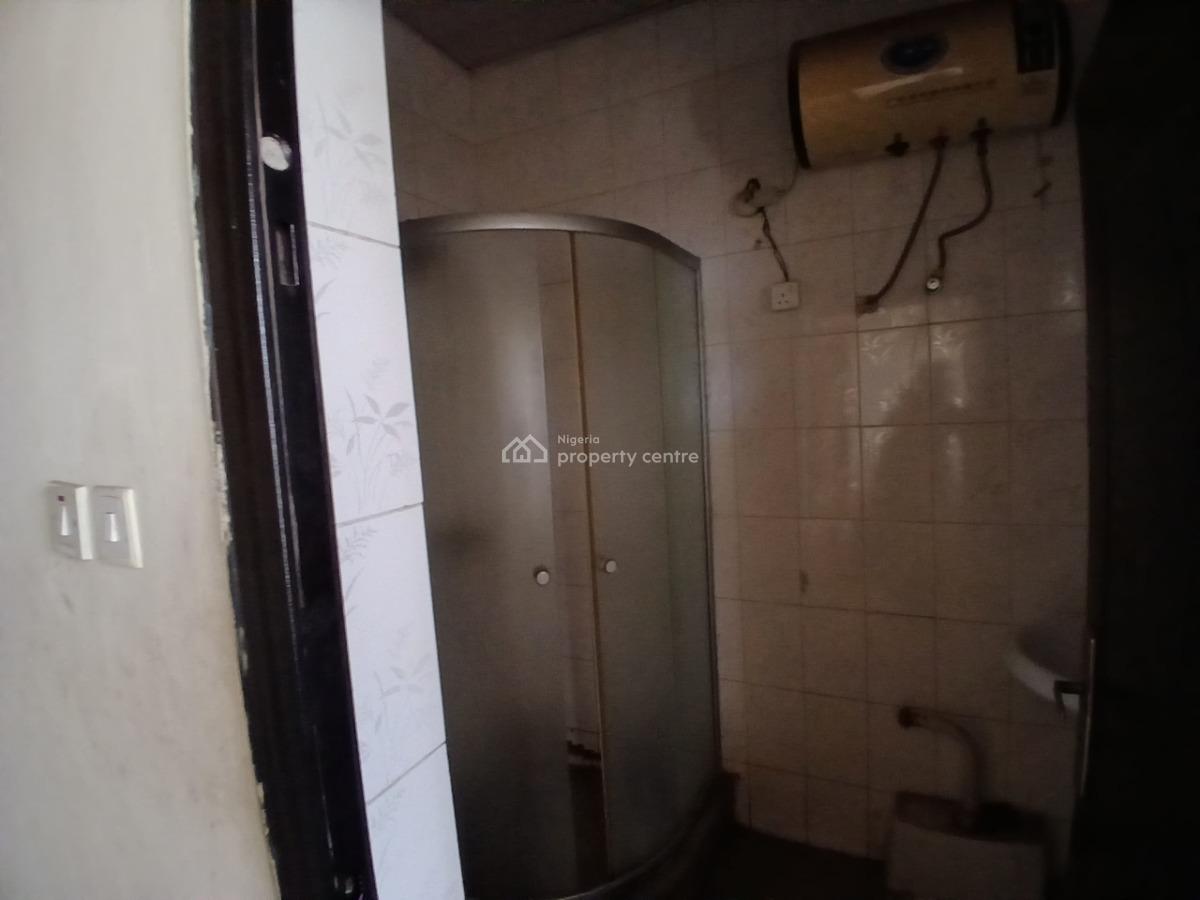 2 Bedroom Flat on The First Floor, Katampe, Abuja, Flat / Apartment for Rent