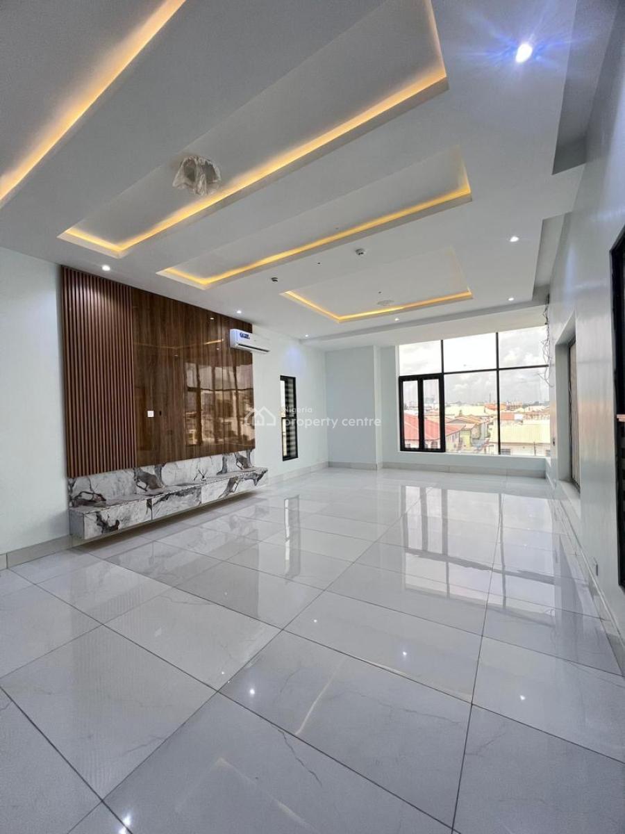 Elegantly 5 Bedroom Fully Detached Duplex with Bq, Lekki Phase 1, Lekki, Lagos, Detached Duplex for Sale