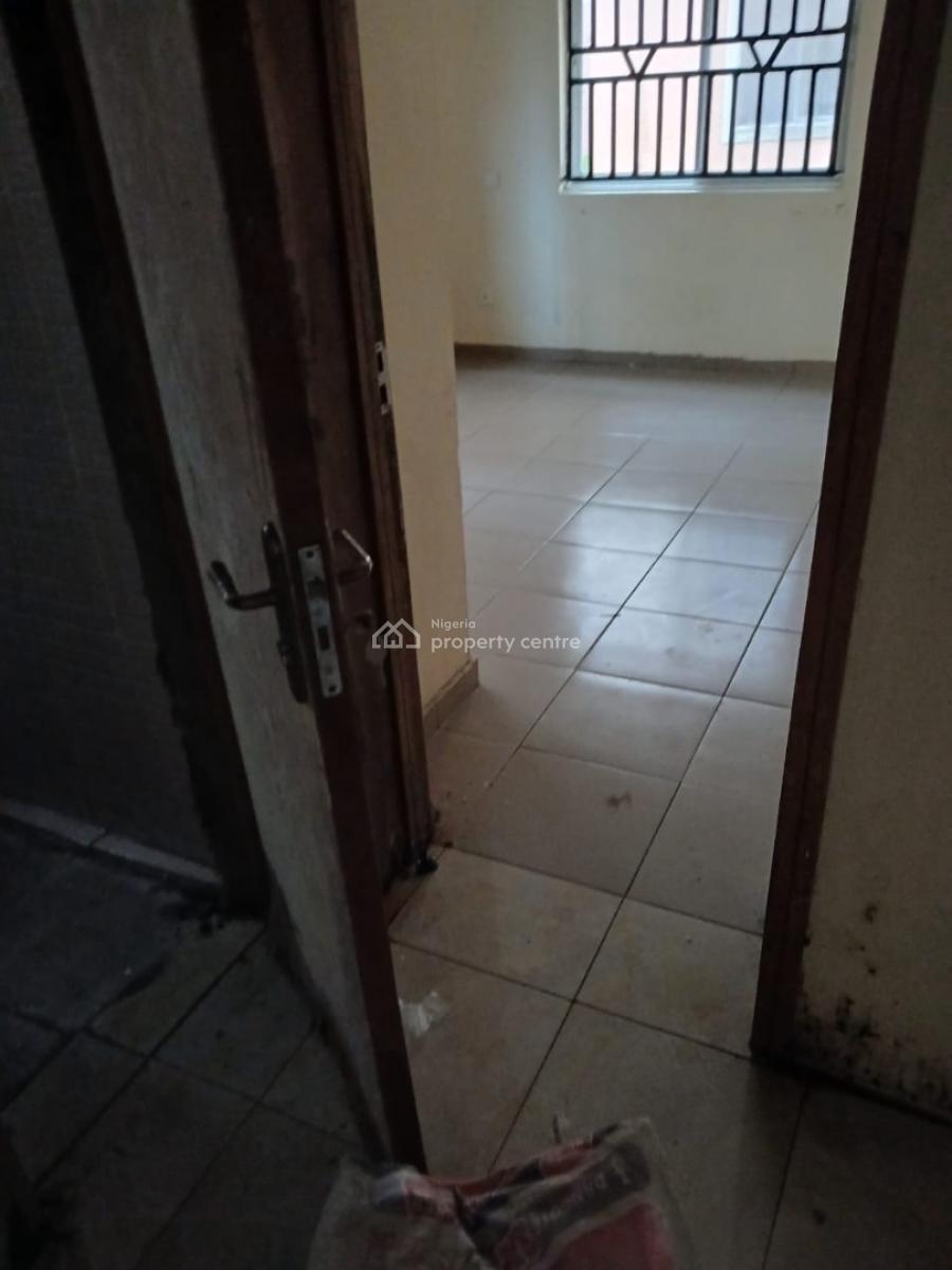 3 Bedroom Flat 3 Toilets 2 Bathrooms Ground Floor, Fashola Housing Estate, Sangotedo, Ajah, Lagos, House for Rent