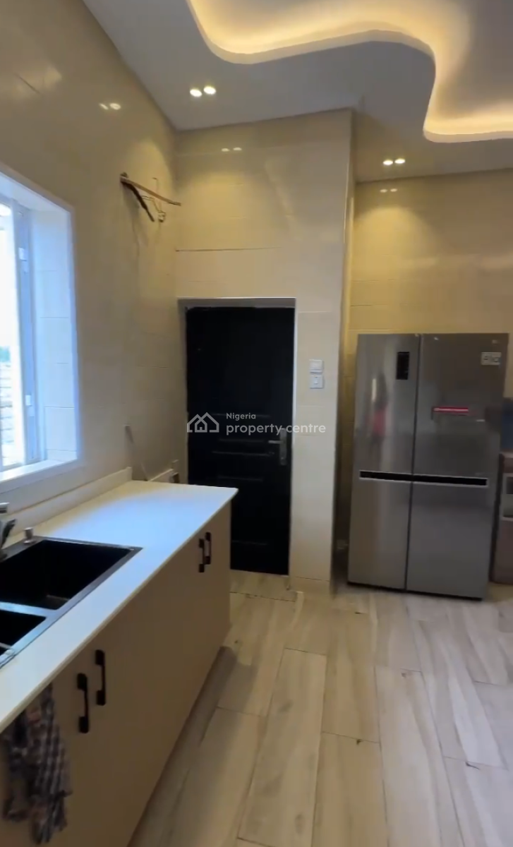 3 Bedroom Apartment, Off Boudilon Road, Ikoyi, Lagos, Flat / Apartment for Sale