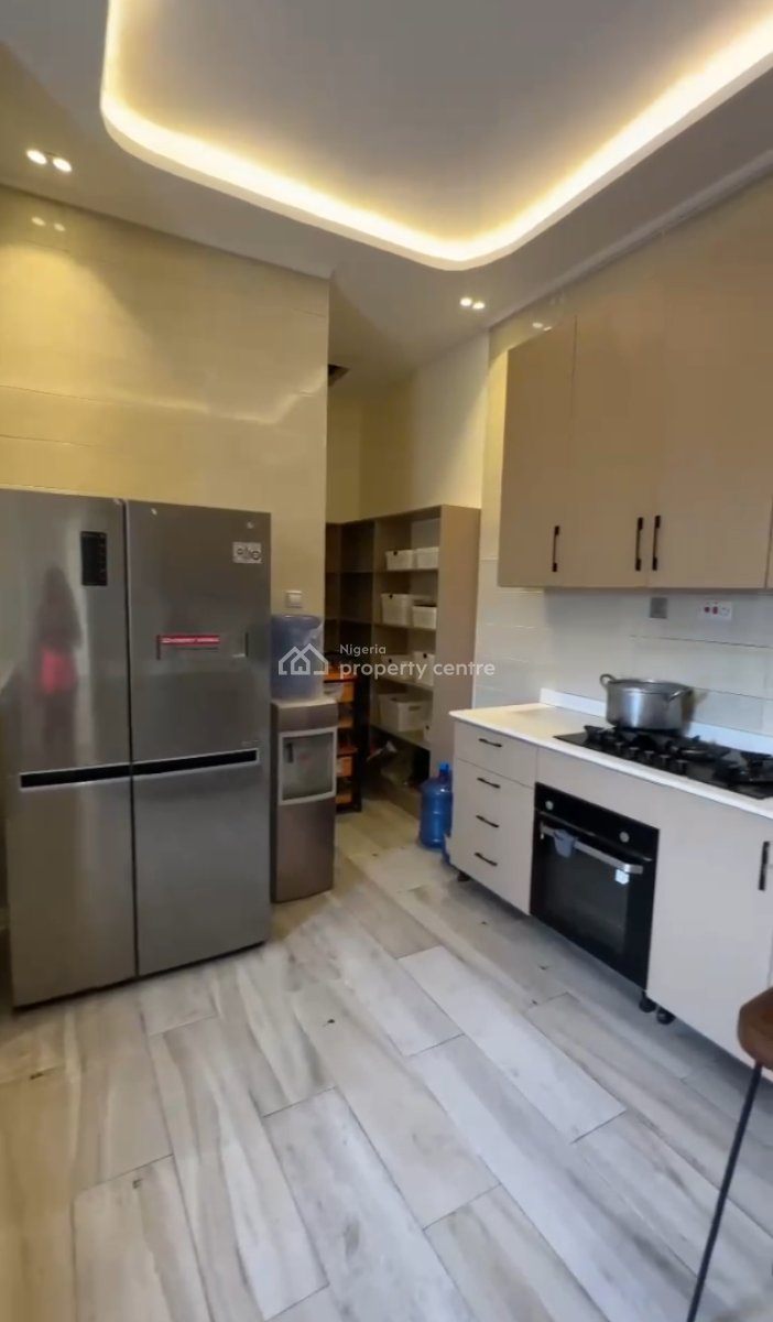 3 Bedroom Apartment, Off Boudilon Road, Ikoyi, Lagos, Flat / Apartment for Sale