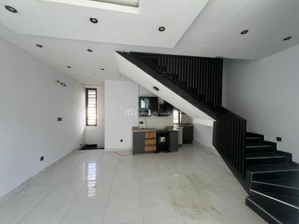 2 Bedroom Terrace Duplex, Ologolo, Lekki, Lagos, Terraced Duplex for Rent