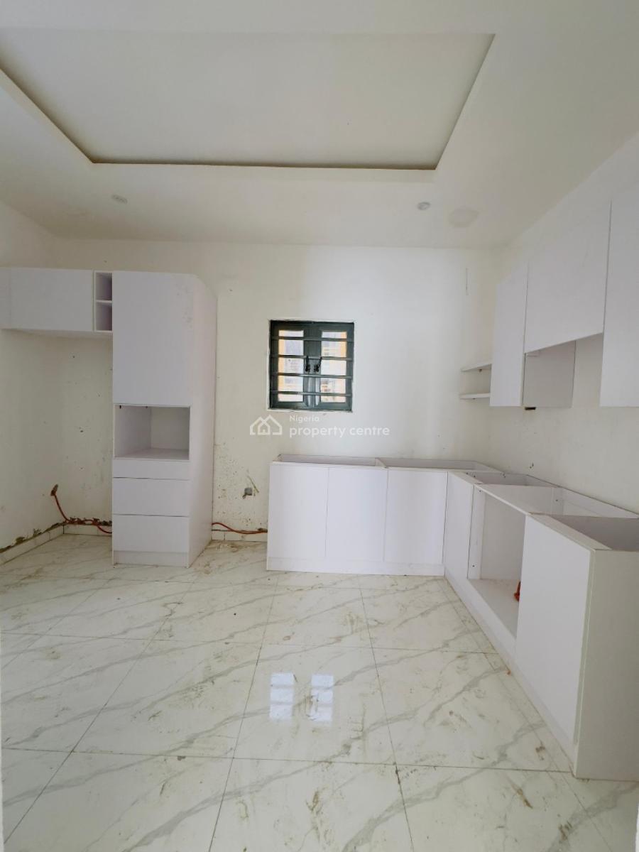 Newly Built 3 Bedroom Apartment with Bq, Gbagada, Lagos, Flat / Apartment for Sale