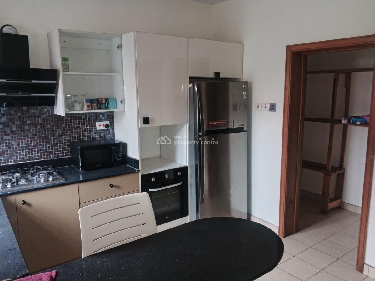 3 Bedrooms Tastefully Finished Fully Furnished 1st Floor Flat, Ologolo, By Dominion Plaza, Lekki Expressway, Lekki, Lagos, Flat / Apartment for Rent