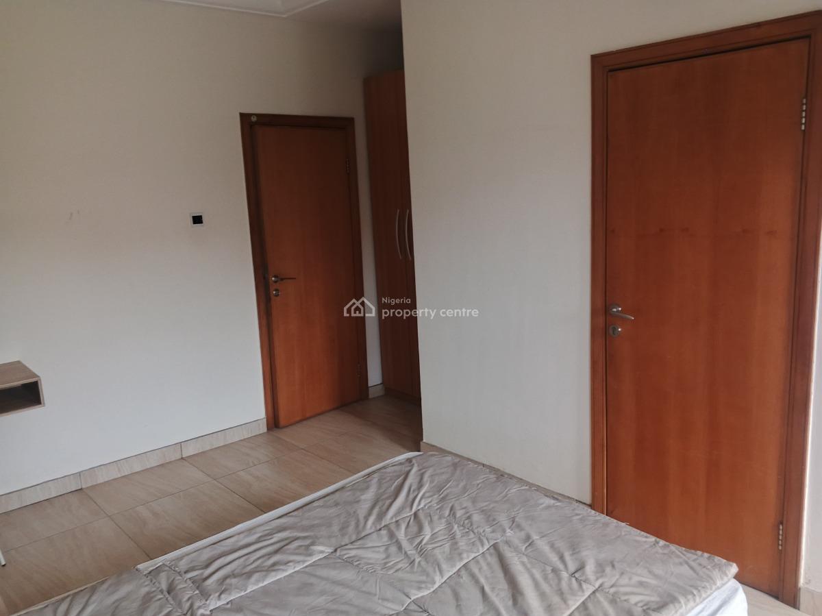 3 Bedrooms Tastefully Finished Fully Furnished 1st Floor Flat, Ologolo, By Dominion Plaza, Lekki Expressway, Lekki, Lagos, Flat / Apartment for Rent
