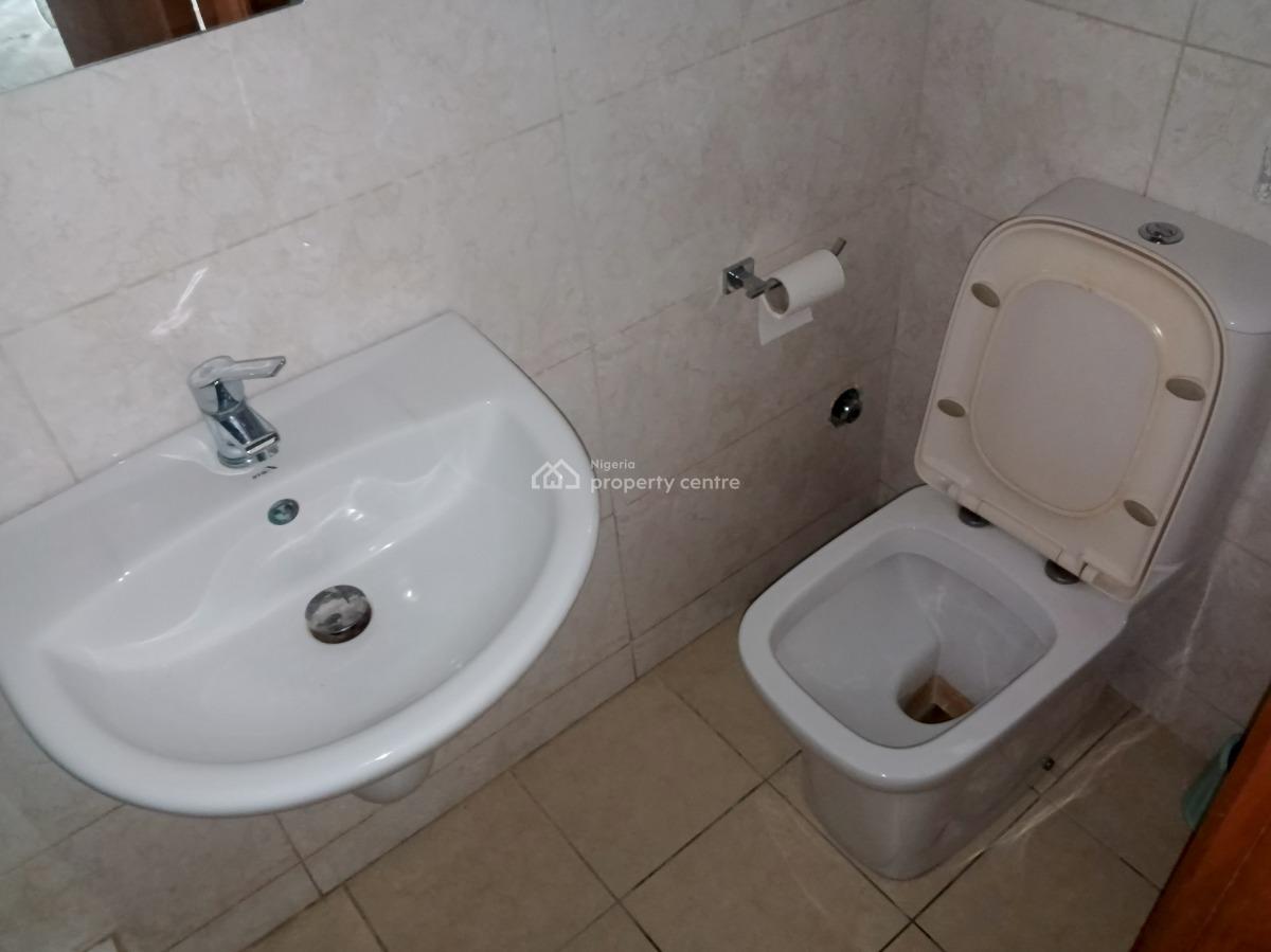 3 Bedrooms Tastefully Finished Fully Furnished 1st Floor Flat, Ologolo, By Dominion Plaza, Lekki Expressway, Lekki, Lagos, Flat / Apartment for Rent