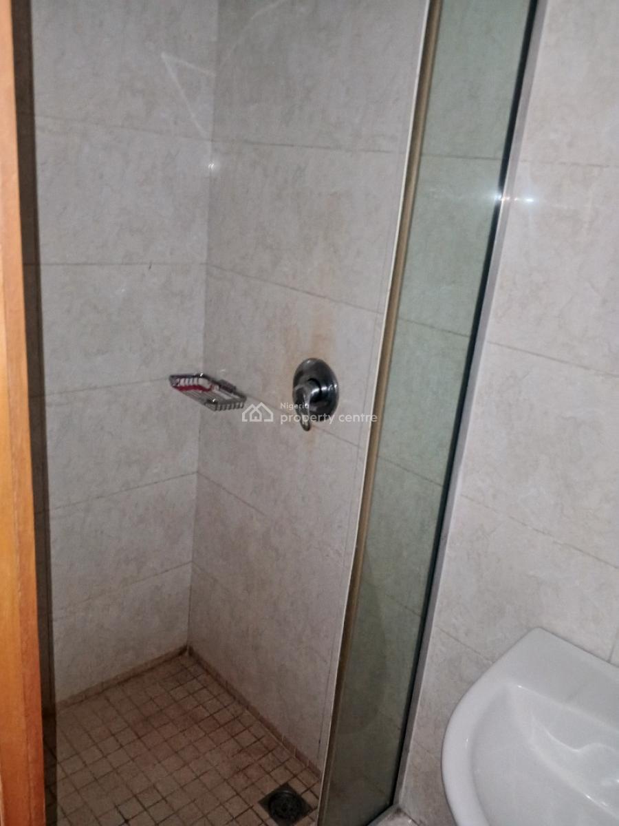 3 Bedrooms Tastefully Finished Fully Furnished 1st Floor Flat, Ologolo, By Dominion Plaza, Lekki Expressway, Lekki, Lagos, Flat / Apartment for Rent