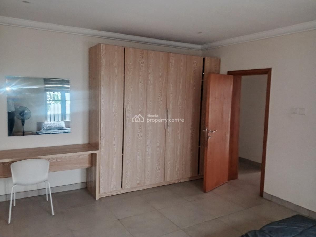 3 Bedrooms Tastefully Finished Fully Furnished 1st Floor Flat, Ologolo, By Dominion Plaza, Lekki Expressway, Lekki, Lagos, Flat / Apartment for Rent