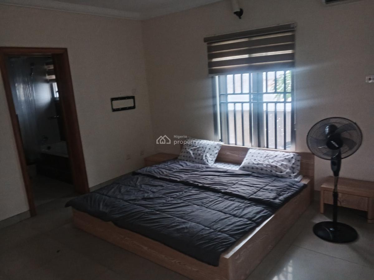 3 Bedrooms Tastefully Finished Fully Furnished 1st Floor Flat, Ologolo, By Dominion Plaza, Lekki Expressway, Lekki, Lagos, Flat / Apartment for Rent